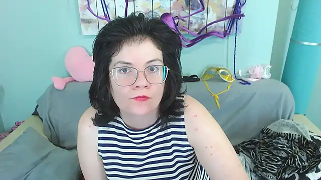 EverlyRays online show from 12/15/24, 09:24