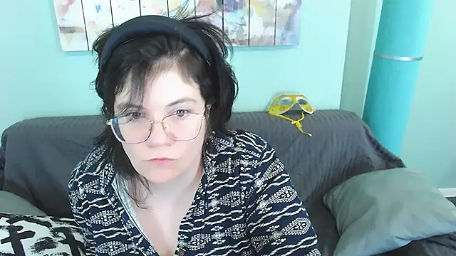 EverlyRays online show from 02/17/25, 07:21