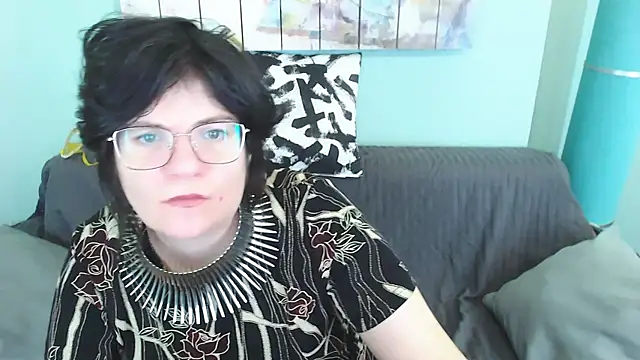 EverlyRays online show from 03/06/25, 07:14