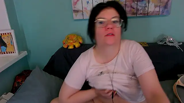 EverlyRays online show from 03/16/26, 10:19