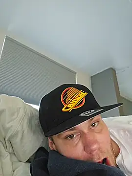 Snapshot of ACABFTP chatting on 11/24/25, 07:24 ACABFTP online show from 11/24/25, 07:24