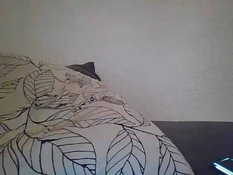 Snapshot of Bigdadyy98 chatting on 03/17/26, 10:35 Bigdadyy98 online show from 03/17/26, 10:35