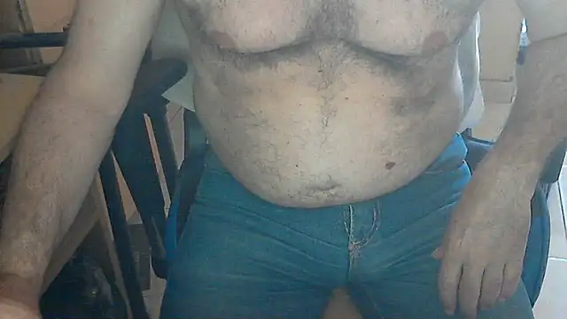 Snapshot of angelgarcia269 chatting on 01/03/25, 06:03 angelgarcia269 online show from 01/03/25, 06:03