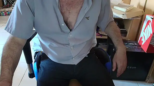 angelgarcia269 online show from 11/28/25, 01:03