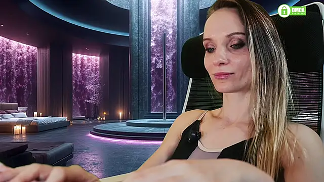 Snapshot of Louise-dance chatting on 03/23/25, 02:26 Louise-dance online show from 03/23/25, 02:26