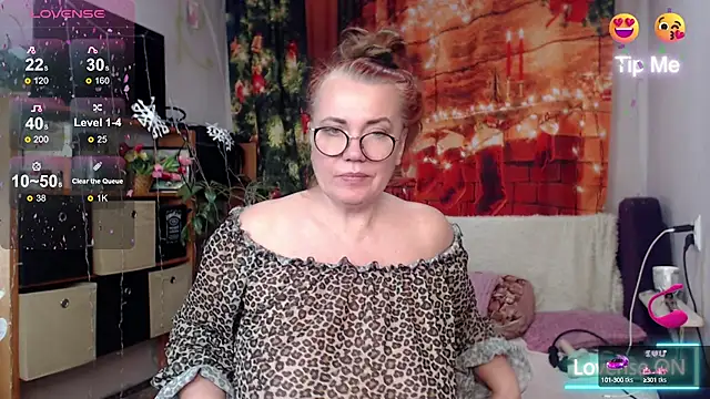 Snapshot of your_space chatting on 02/12/25, 02:32 your space online show from 02/12/25, 02:32