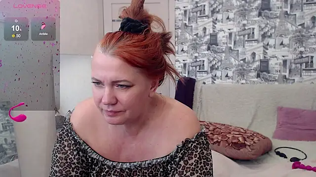 Snapshot of your_space chatting on 03/13/25, 08:48 your space online show from 03/13/25, 08:48