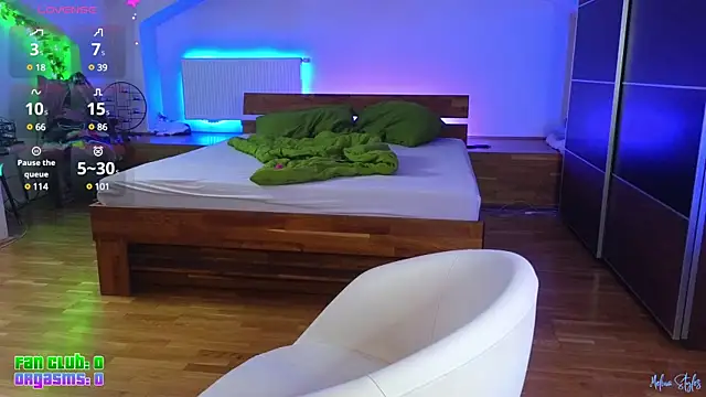 melinastyles online show from 02/12/25, 06:30