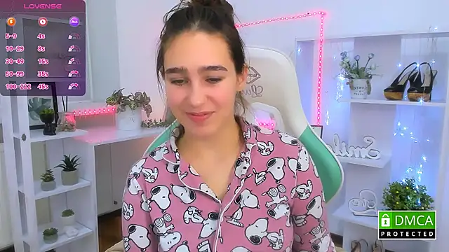 Snapshot of _Eliizabeth_ chatting on 01/11/26, 10:26 Eliizabeth online show from 01/11/26, 10:26