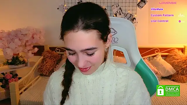 Snapshot of _Eliizabeth_ chatting on 02/20/26, 10:43 Eliizabeth online show from 02/20/26, 10:43