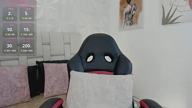 Snapshot of emma_woods_ chatting on 10/15/25, 08:53 emma woods online show from 10/15/25, 08:53