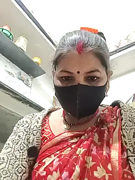 Snapshot of Riyaa-Devi chatting on 12/12/24, 05:26 Riyaa-Devi online show from 12/12/24, 05:26