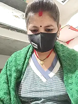 Snapshot of Riyaa-Devi chatting on 12/21/24, 03:31 Riyaa-Devi online show from 12/21/24, 03:31