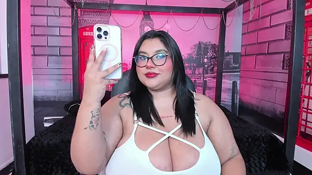 tifanny bigboobs11 online show from 03/31/26, 11:21
