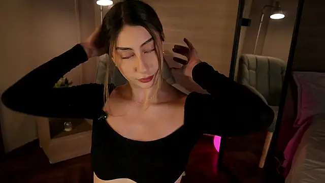 Snapshot of lua_ferch__ chatting on 02/26/26, 01:10 lua ferch online show from 02/26/26, 01:10