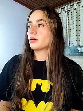 Snapshot of Natalia_Suarez chatting on 02/14/25, 01:56 Natalia Suarez online show from 02/14/25, 01:56