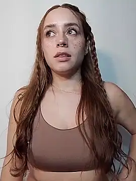 Snapshot of Natalia_Suarez chatting on 04/19/26, 12:00 Natalia Suarez online show from 04/19/26, 12:00