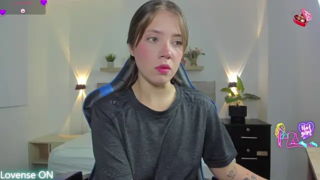 nataly rodri online show from 02/15/26, 01:57