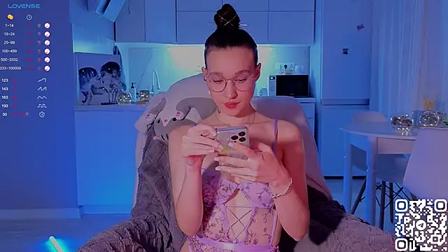 shey1i online show from 12/10/24, 06:06