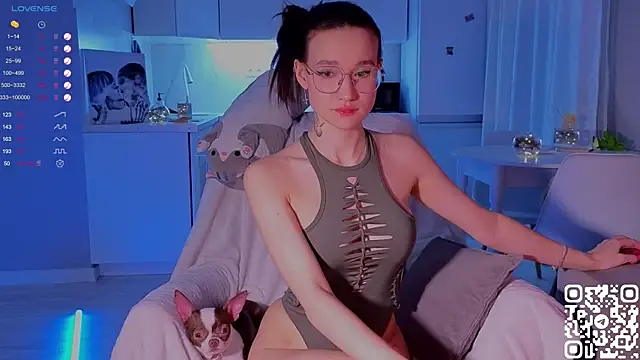 shey1i online show from 12/13/24, 08:37