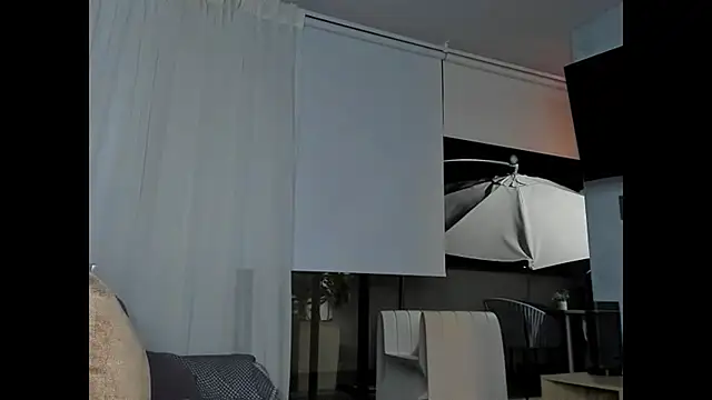 Snapshot of GarciaMilu chatting on 01/12/25, 04:31 GarciaMilu online show from 01/12/25, 04:31