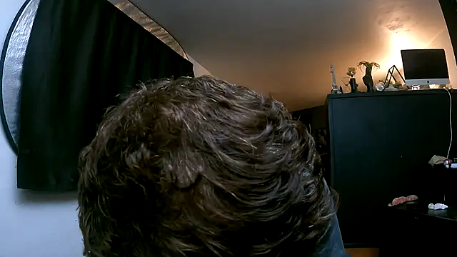 Snapshot of leanjamesdean chatting on 09/28/25, 06:19 leanjamesdean online show from 09/28/25, 06:19