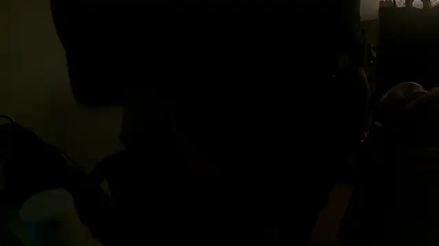 Snapshot of leanjamesdean chatting on 10/13/25, 03:17 leanjamesdean online show from 10/13/25, 03:17