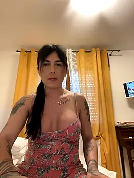 missdirtyhot  online show from 10/17/25, 08:50