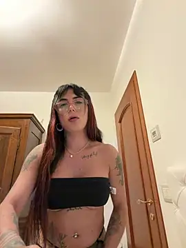 missdirtyhot  online show from 05/10/26, 06:13