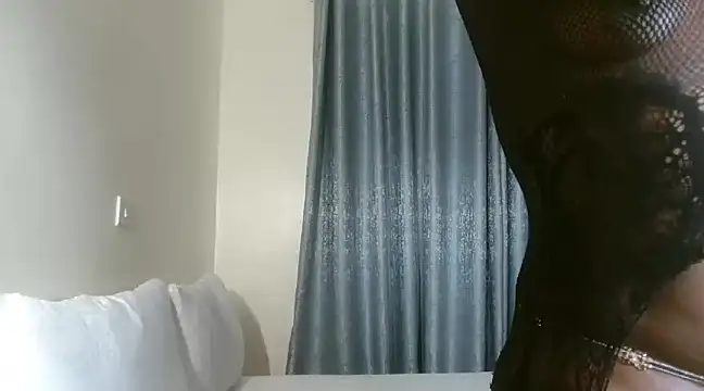 Elegant Ebony online show from 02/14/25, 10:07