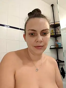 Snapshot of LEAsquirt91 chatting on 01/05/25, 11:44 LEAsquirt91 online show from 01/05/25, 11:44