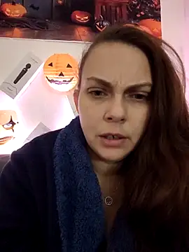 Snapshot of LEAsquirt91 chatting on 11/27/25, 10:01 LEAsquirt91 online show from 11/27/25, 10:01