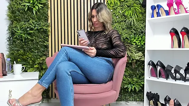 sweetcherry30 online show from 02/12/26, 07:14