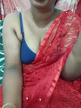 Snapshot of Malluivaniya chatting on 10/27/25, 06:23 Malluivaniya online show from 10/27/25, 06:23