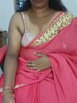 Snapshot of Malluivaniya chatting on 12/05/25, 06:44 Malluivaniya online show from 12/05/25, 06:44