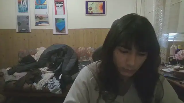 Snapshot of calliemaggotbone chatting on 11/08/25, 09:31 calliemaggotbone online show from 11/08/25, 09:31