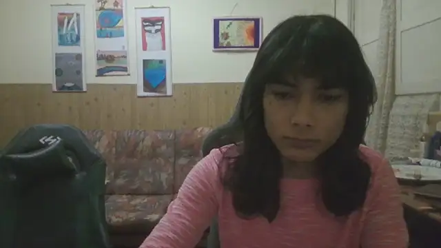 Snapshot of calliemaggotbone chatting on 11/13/25, 06:18 calliemaggotbone online show from 11/13/25, 06:18