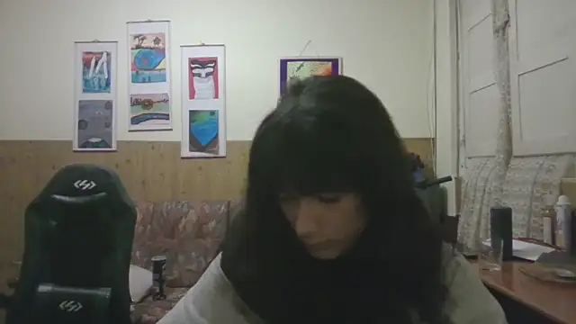 Snapshot of calliemaggotbone chatting on 11/19/25, 12:32 calliemaggotbone online show from 11/19/25, 12:32