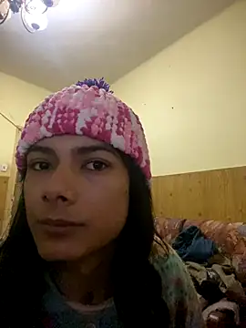 Snapshot of calliemaggotbone chatting on 01/08/26, 07:38 calliemaggotbone online show from 01/08/26, 07:38