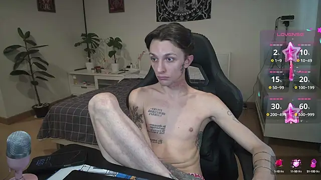 Snapshot of Tima_Lexikov_ chatting on 12/10/24, 09:33 Tima Lexikov online show from 12/10/24, 09:33