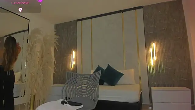 riley sierra online show from 03/05/26, 12:34