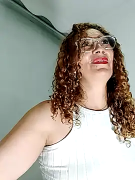 Snapshot of Sin_love chatting on 02/04/25, 04:48 Sin love online show from 02/04/25, 04:48