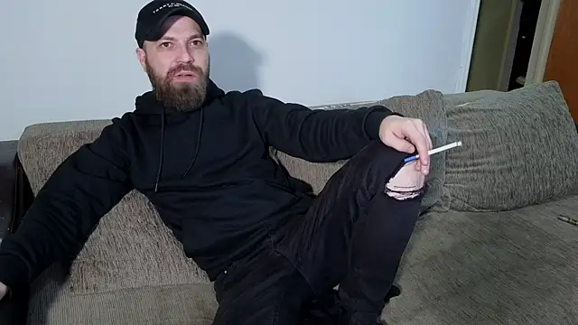 Snapshot of DoubleJake chatting on 10/17/25, 05:26 DoubleJake online show from 10/17/25, 05:26