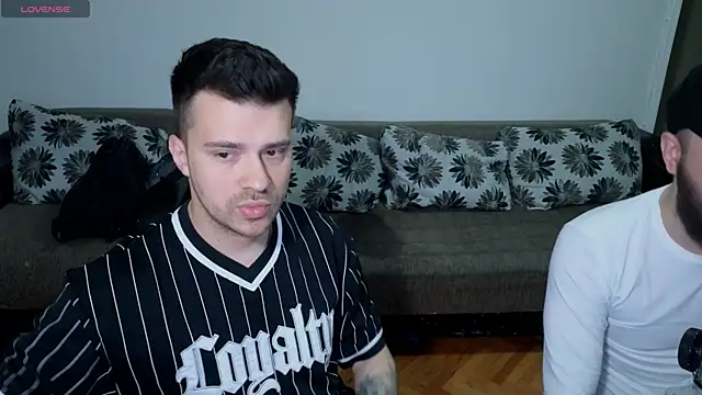 Snapshot of DoubleJake chatting on 04/20/26, 04:54 DoubleJake online show from 04/20/26, 04:54