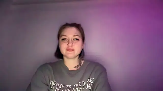 Snapshot of Isabel-Bailey chatting on 11/18/25, 09:08 Isabel-Bailey online show from 11/18/25, 09:08