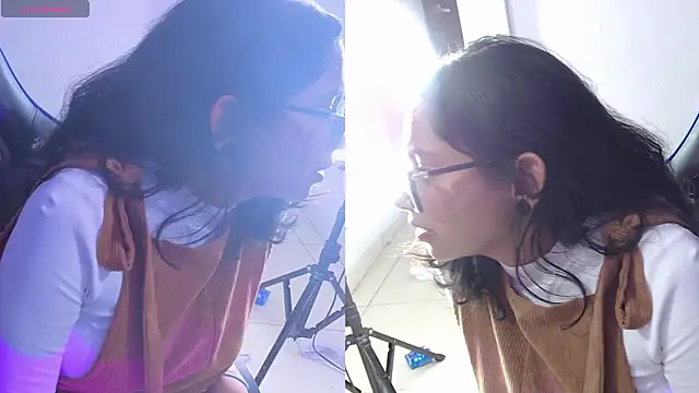 Cuteprincess21 online show from 02/26/26, 01:26