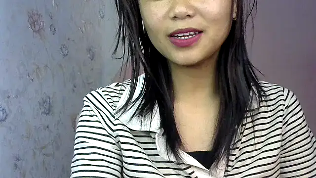 Snapshot of cute_sapna chatting on 02/15/25, 04:01 cute sapna online show from 02/15/25, 04:01