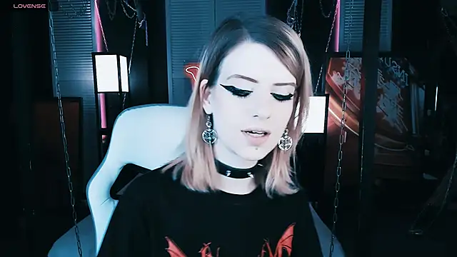 Snapshot of Noah_ElmerX chatting on 01/31/25, 01:33 Noah ElmerX online show from 01/31/25, 01:33