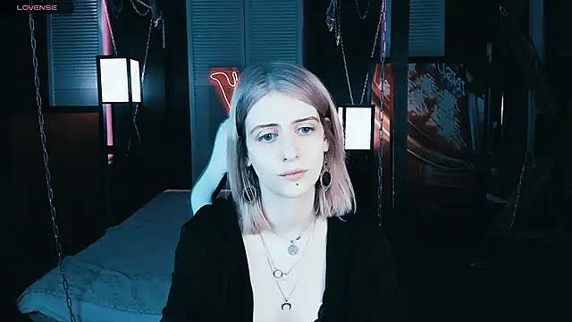 Snapshot of Noah_ElmerX chatting on 02/12/25, 07:24 Noah ElmerX online show from 02/12/25, 07:24