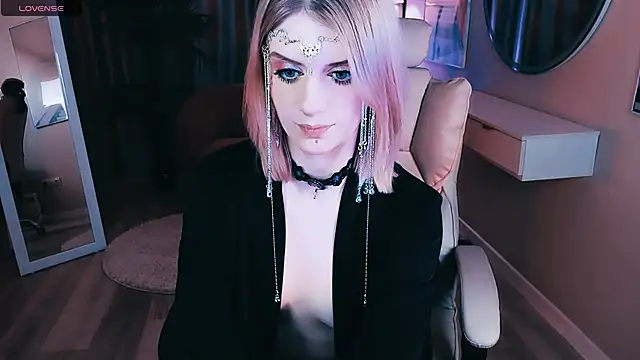 Snapshot of Noah_ElmerX chatting on 03/11/25, 08:09 Noah ElmerX online show from 03/11/25, 08:09